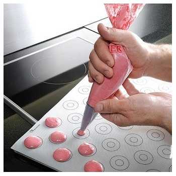 De Buyer Nonstick Silicone Macarons mat with 44 marks - 15-3/4''x117/8''