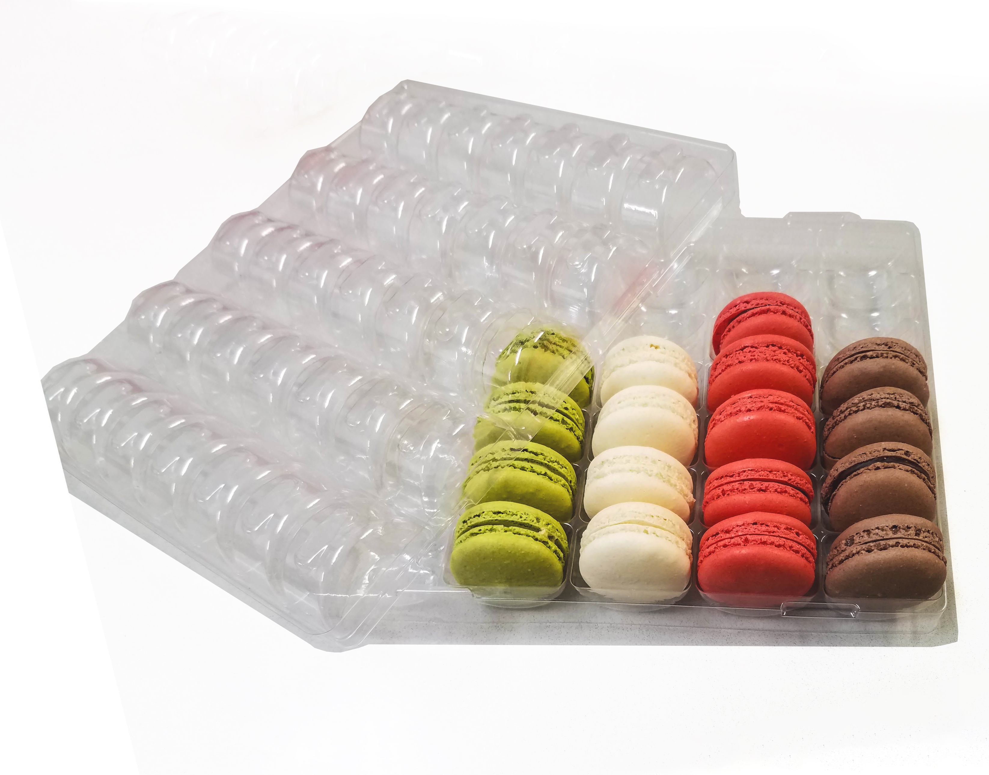 Pastry Chef's Boutique AWM35CL Clear Plastic Thermoformed Macarons