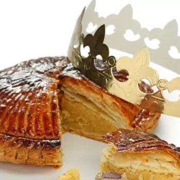 Pastry Chef's Boutique P713503 Gold Cardboard Galette King Cake Crown - Pack of 100 Pastry Boxes