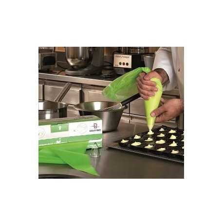 Matfer Bourgeat 165007 Matfer Bourgeat Heavy Duty Disposable Comfort Green Pastry Bags “Comfort“ Xl Disposable Pastry Bags