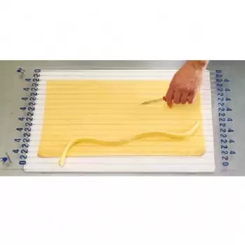 Martellato 50GD0037 Clear Pastry Stripes Cutter Grill - 37 mm Ruler and Pastry Combs