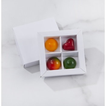 Pastry Chef's Boutique TREN4WH Matte White Closed Frame Chocolate Candy Boxes with Cardboard Divider - Holds 4 Chocolates - P...