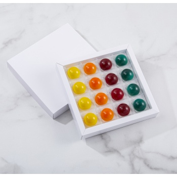Pastry Chef's Boutique TREN16WH Matte White Closed Frame with Clear Plastic Insert Chocolate Candy Boxes - Holds 16 Chocolate...