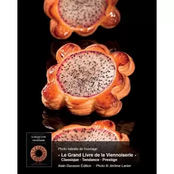 Jean-Marie Lanio JMLGLV Le Grand Livre de la Viennoiserie by Jean-Marie Lanio, Thomas Marie, Olivier Magne, Jeremy Ballester....