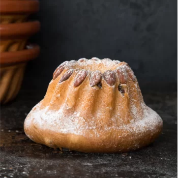 Thomas Teffri-Chambelland PEVBOOK Panettone et Viennoiserie au Levain - French Edition Books on Bread and Viennoiseries