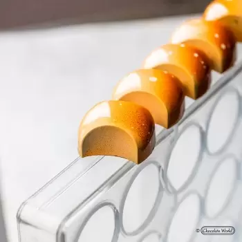 Chocolate World CW12027 Polycarbonate "The Taster" Chocolate Mold by Lana Orlova Bauer - 34.5 x 29.5 x 17 mm - 13.5gr - 3x7 ...