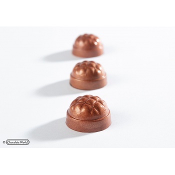 Chocolate World CW12046 Polycarbonate Chesterfield Chocolate Mold - 30 x 30 x 18 mm - 10.5gr - 3 x 7 cavity Modern Shaped Molds