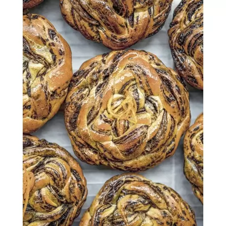 BabkaZ Babka Zana - Boulangerie Levantine by Sarah Amouyal and Emmanuel Murat - French Language Pastry and Dessert Books