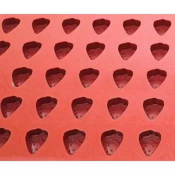 Mae 012340 SILMAE Professional Silicone Pastry Mold - Strawberry - 28x23.5x13 mm - 126 cavity - 4.6ml SILMAE Flexible Molds