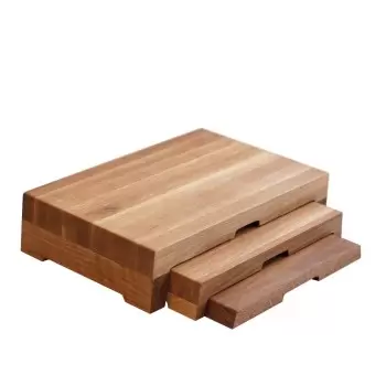 Craster BO_BBTS Craster Oak Three Step Riser 400 × 250 × 90 mm