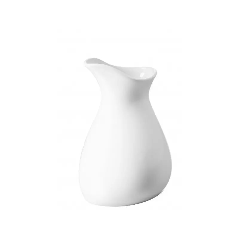 Revol Likid Collection Pouring Jug 16.2 cm 50 cl - White - Set of 4 pcs Revol Likid Collection Pouring Jug 16.2 cm 50 cl - White - Set of 4 pcs