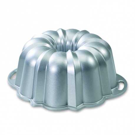 Nordic Ware 50037 Nordic Ware Anniversary Bundt Pan  Bundt Pans