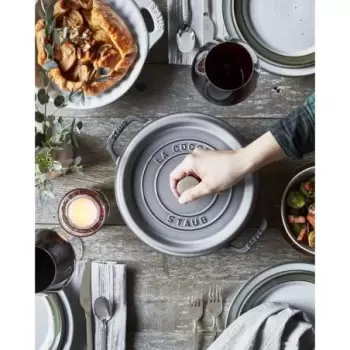 STAUB 1102418 Staub 4-qt Round Dutch Oven - Graphite Grey