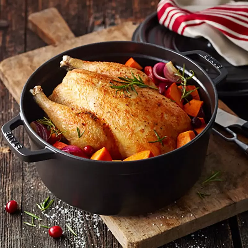 STAUB 1102625 Staub 5.5-qt Round Dutch Oven - Black