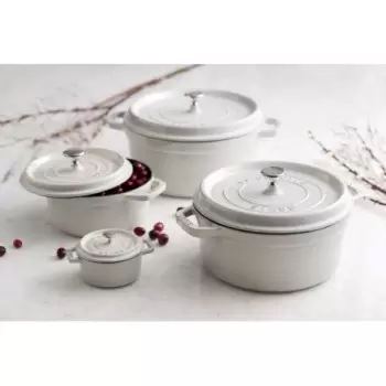 STAUB 11026107 Staub 5.5-qt Round Dutch Oven - White Truffle