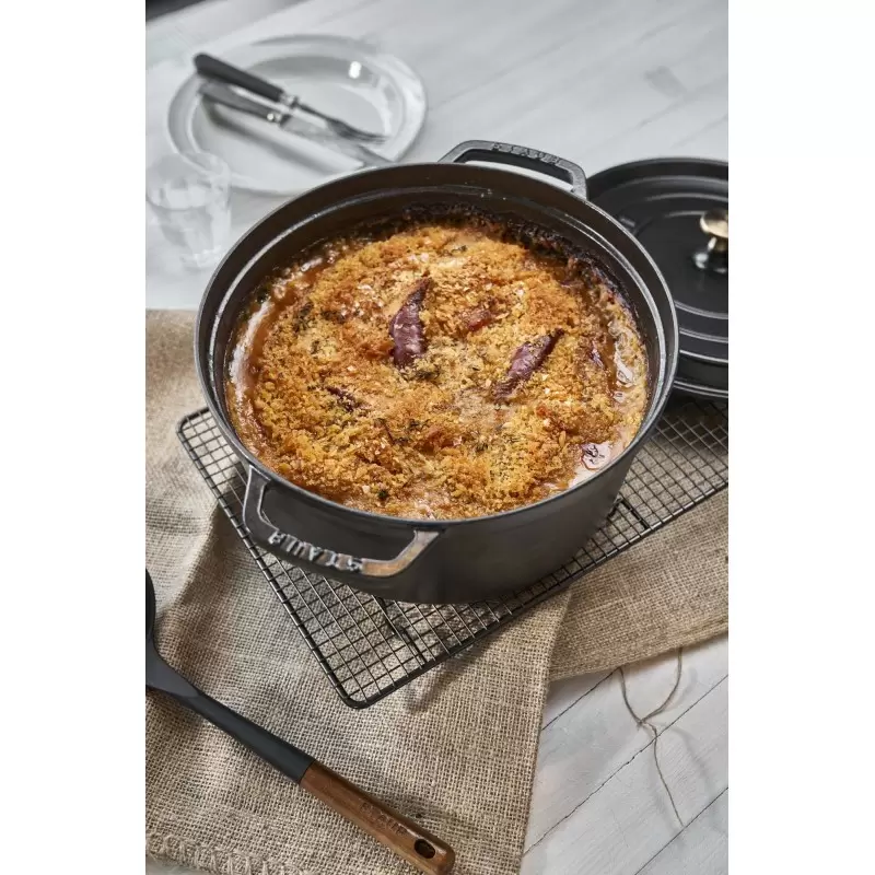 STAUB 1102825 Staub 7-qt Round Dutch Oven - Black