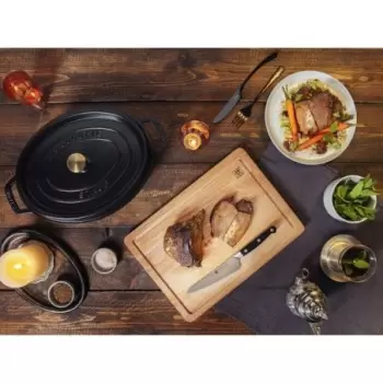 STAUB 1103325 Staub 7-qt Oval Dutch Oven - Black