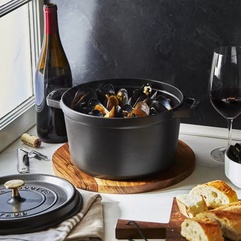 STAUB 12502423 Staub 5.00-qt Tall Dutch Oven - Black