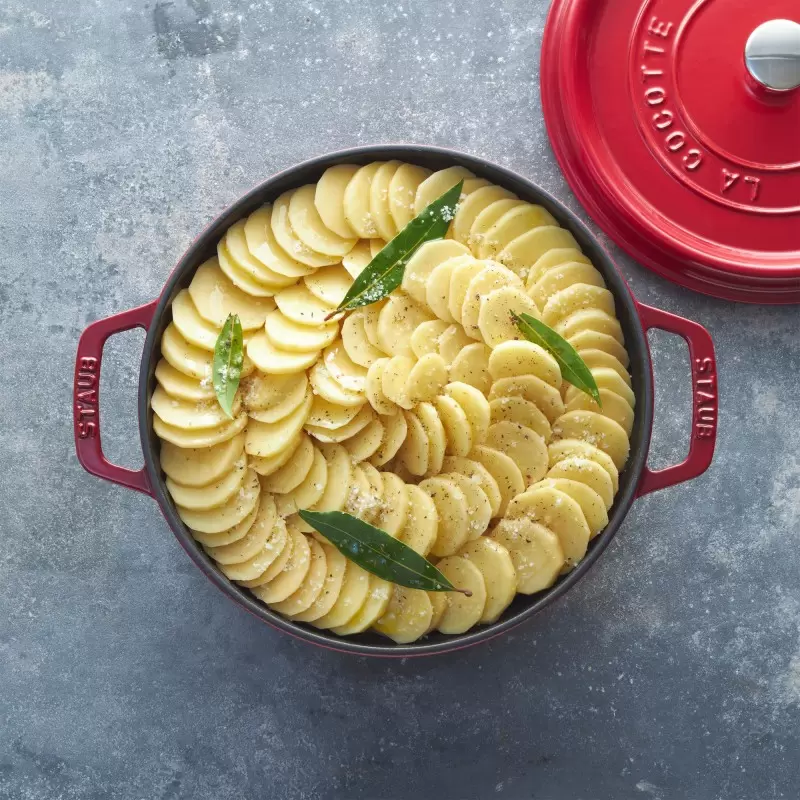 STAUB 12502406 Staub 5.00-qt Tall Dutch Oven - Cherry