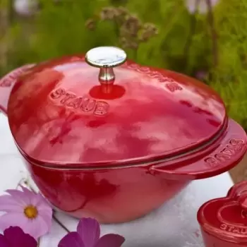 STAUB 1100006 Staub 1.75-qt Heart Dutch Oven - Cherry