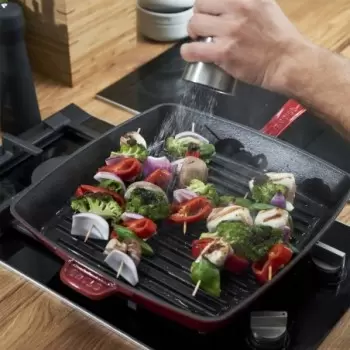 STAUB 12123006 Staub 12" Square Grill Pan - Cherry