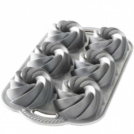 Nordic Ware 88037 Nordic Ware Heritage Bundtlette Cake Pan  Bundt Pans