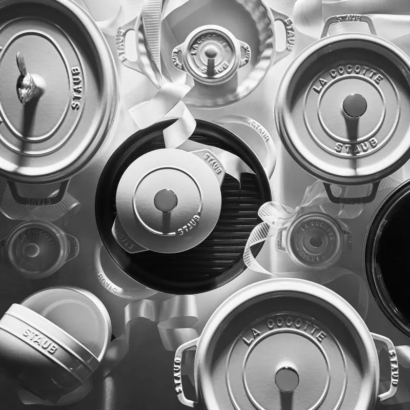 Staub 1.5-qt Petite French Oven - White Staub 1.5-qt Petite French Oven - White