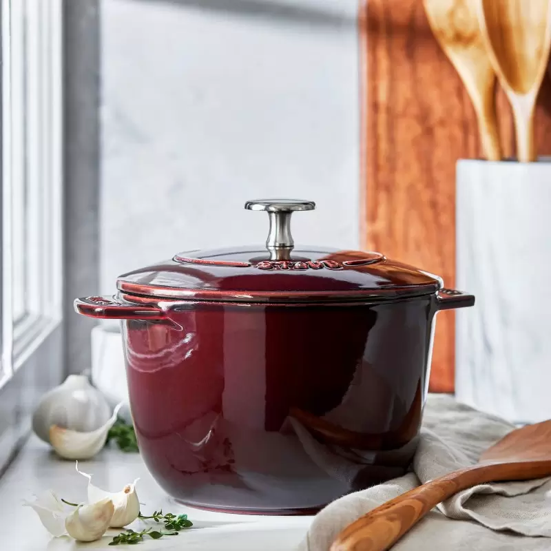 Staub 1.5-qt Petite French Oven - Grenadine Staub 1.5-qt Petite French Oven - Grenadine