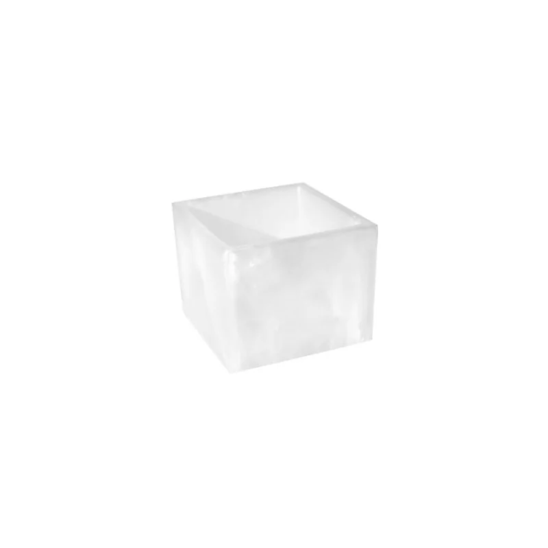 Kenny Mack Designs Smooth Riser/Box Shell L W 4" H 4