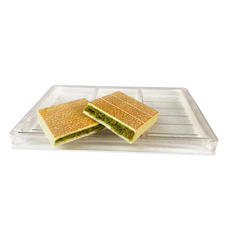 Thermoformed Polycarbonate Chocolate Tablet Mold - Dubai - 157 mm x 78 mm x 15.5 mm - 210 gr - 3 cavities Thermoformed Polycarbonate Chocolate Tablet Mold - Dubai - 157 mm x 78 mm x 15.5 mm - 210 gr - 3 cavities