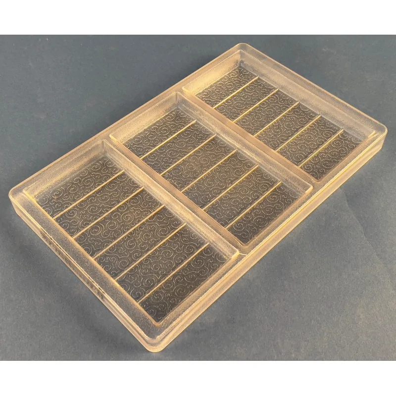 Thermoformed Polycarbonate Chocolate Tablet Mold - Dubai - 157 mm x 78 mm x 15.5 mm - 210 gr - 3 cavities Thermoformed Polycarbonate Chocolate Tablet Mold - Dubai - 157 mm x 78 mm x 15.5 mm - 210 gr - 3 cavities