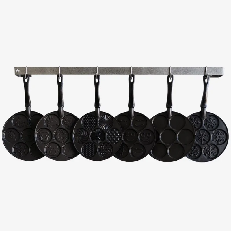 Nordic Ware Cast Aluminum Patterns Pancake Pan - 7 Cavities Nordic Ware Cast Aluminum Patterns Pancake Pan - 7 Cavities