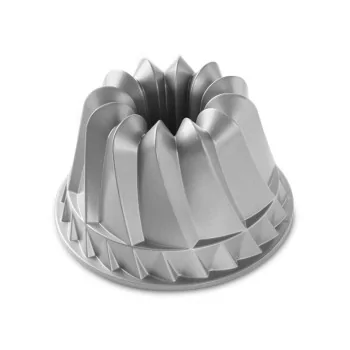 Nordic Ware Cast Aluminum Kugelhopf Bundt® Pan - 10 Cup Capacity