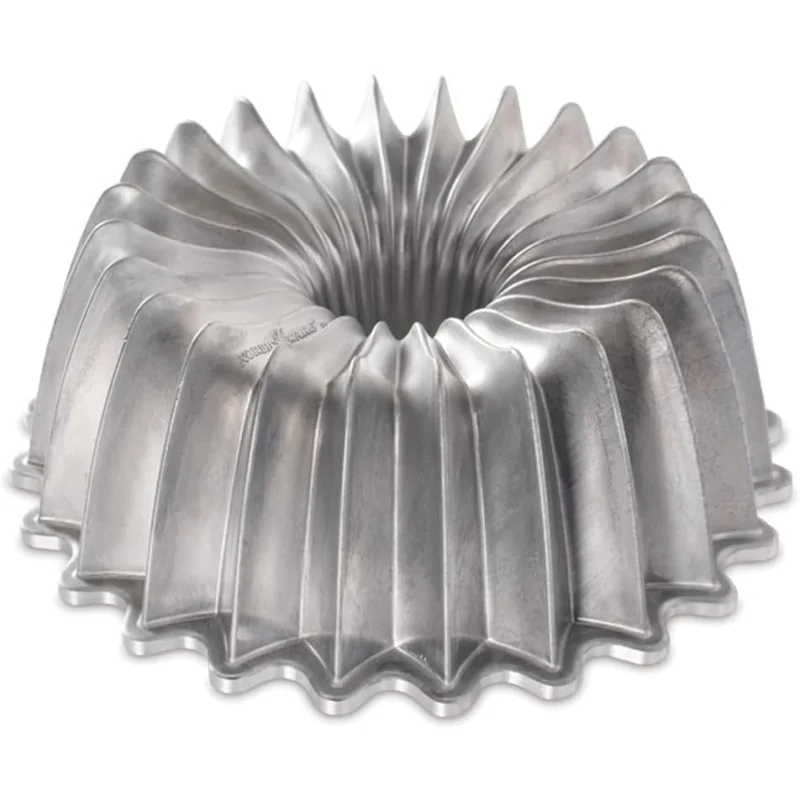 Nordic Ware Commercial Cast Aluminum Brilliance Bundt Cake Pan - 10 Cup Capacity Nordic Ware Commercial Cast Aluminum Brilliance Bundt Cake Pan - 10 Cup Capacity