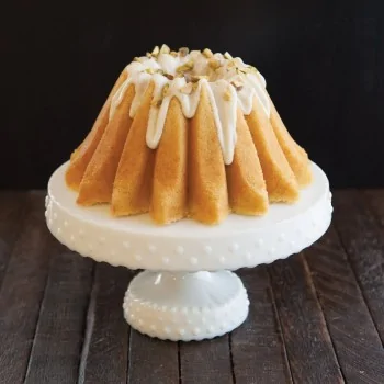 Nordic Ware Little Bundts® Commercial Cast Aluminum Lotus Bundt Pan - 5 Cup Capacity