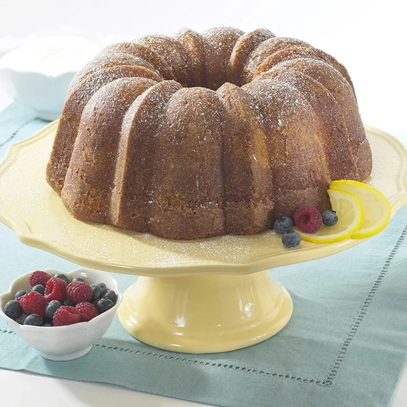 Nordic Ware Little Bundts® Commercial Cast Aluminum Original Bundt Pan - 6 Cup Capacity