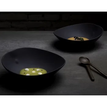 Shell Curved Salad Bowl - Black - 21.5 x 22 x 7.5 cm - Set of 4