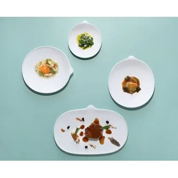 The Tablet Modern Porcelain Dining Plate - 22.2 x 25 x 2.3 cm - Set of 4