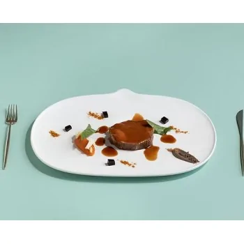 The Tablet Modern Porcelain Oval Serving Platter - 35.5 x 23.5 x 2.2 cm - Set of 4