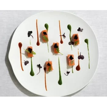 Shell Curved Super Dinner Plate - Glazed - 31.5 x 30 x 2.5 cm - Set of 4