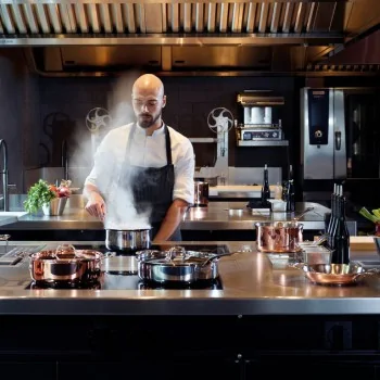 Paderno Series 12200 5-Ply Stainless Steel Saucepot w/ Handle - 3 qts - D: 7 7/8" H: 3 7/8"