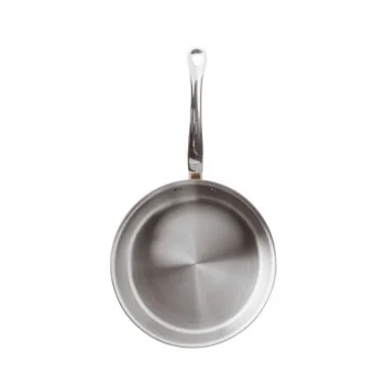 Paderno Series 15600 3-Ply Copper Saute Pan w/ Loop Handle - 3 3/4 qts - D: 9 1/2" H: 3 1/8"