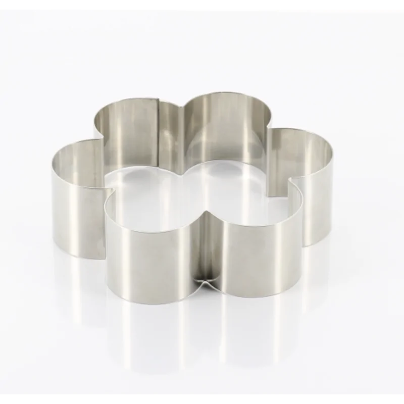 Stainless Steel Flower Shaped Pastry Cake Viennoiserie Ring- 120 mm diameter x 35 mm height Stainless Steel Flower Shaped Pastry Cake Viennoiserie Ring- 120 mm diameter x 35 mm height