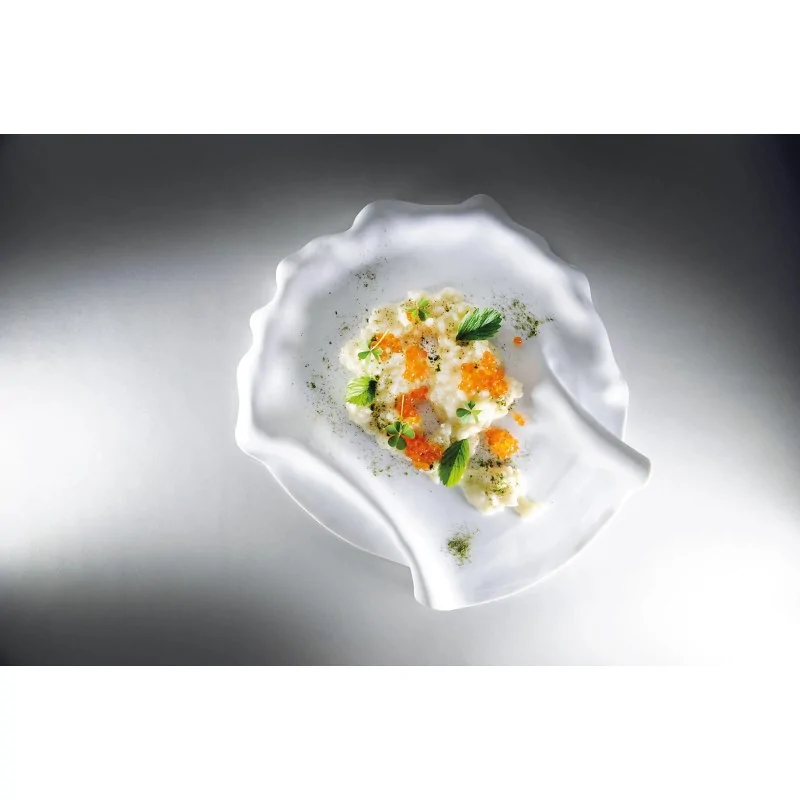 Handcrafted Fine Porcelain Flat Plate 21 cm - With Glaze - Set of 6 Handcrafted Fine Porcelain Flat Plate 21 cm - With Glaze - Set of 6