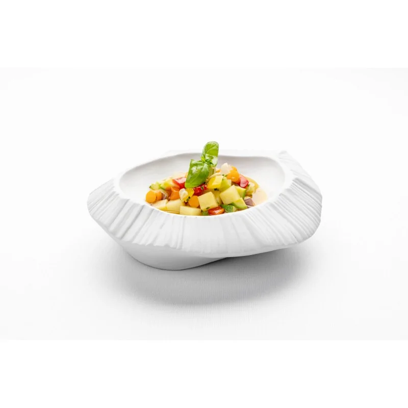 Handcrafted Fine Porcelain Gourmet Plate Origami 20 x 19 x 6 cm - Set of 4 Handcrafted Fine Porcelain Gourmet Plate Origami 20 x 19 x 6 cm - Set of 4
