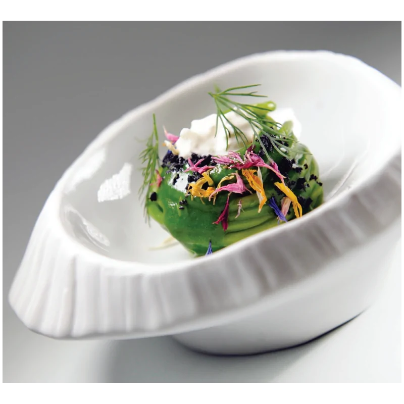 Handcrafted Fine Porcelain Gourmet Plate Origami 20 x 19 x 6 cm - Set of 4 Handcrafted Fine Porcelain Gourmet Plate Origami 20 x 19 x 6 cm - Set of 4
