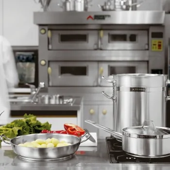 Paderno Grand Gourmet Stainless Steel Paella Pan - D: 9 1/2" H: 2"