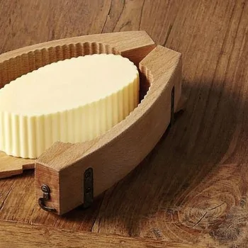 Wood Fluted Butter Mould Round - 4 1/2 oz - 6 1/4" x 3 1/2" x 2"