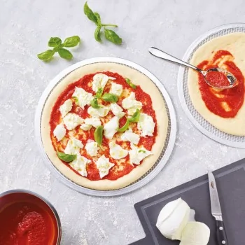 Aluminum Pizza Screen - D: 17 3/4"