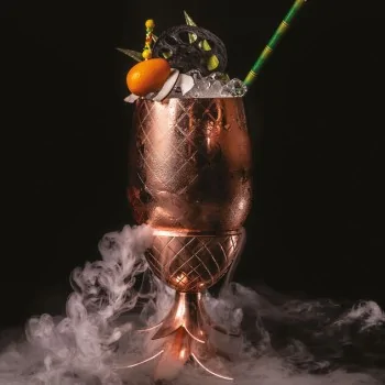 Pineapple Cup with Straw Gold - 17 oz - D: 3¾” H: 8”